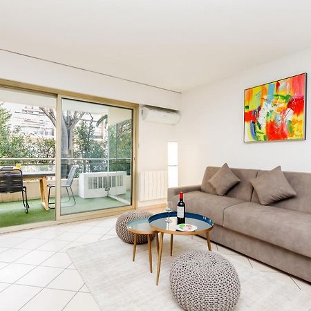 Select Home Yourhosthelper Cannes Luaran gambar